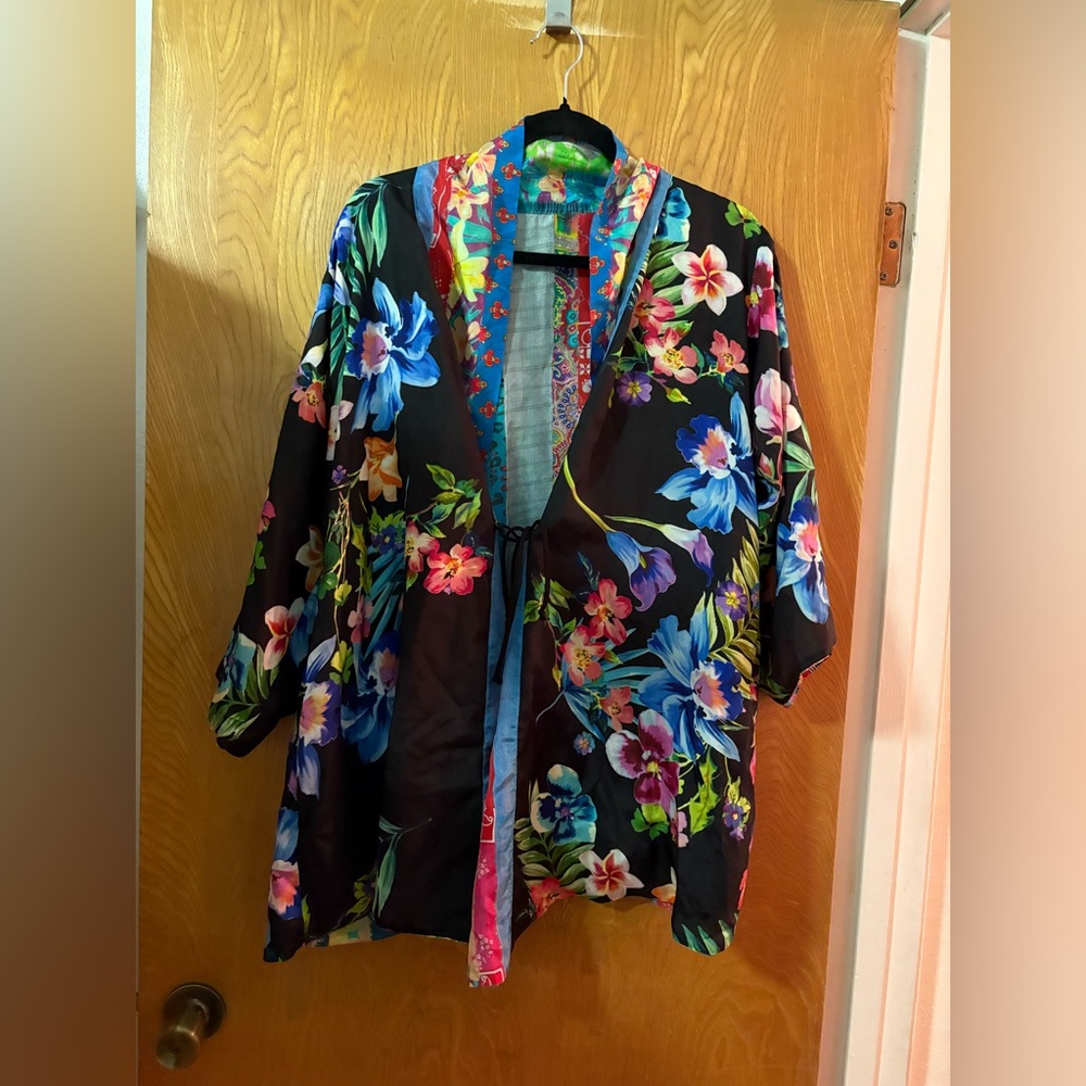 Johnny Was Friendship Anastasia Colorful Floral reversible Kimono Jacket M - Picture 3 of 13
